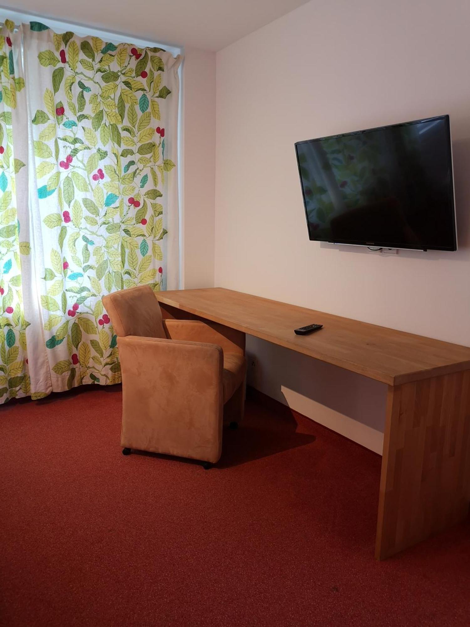 Bms Balance - Natur, Entspannung, King Size Bett, Free Parking, Top Lage, Netflix ولفسبورج المظهر الخارجي الصورة